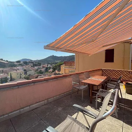 2ro601e Agreable T2 Cabine Avec Grande Terrasse Parking Prive Vue Degagee Appartamento *